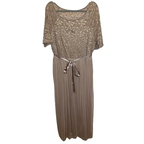 candalite dress gold New with tags Candalite Petite taupe/gold sequin dress. size medium petite. - Dresses - Modesto, California | Facebook Marketplace